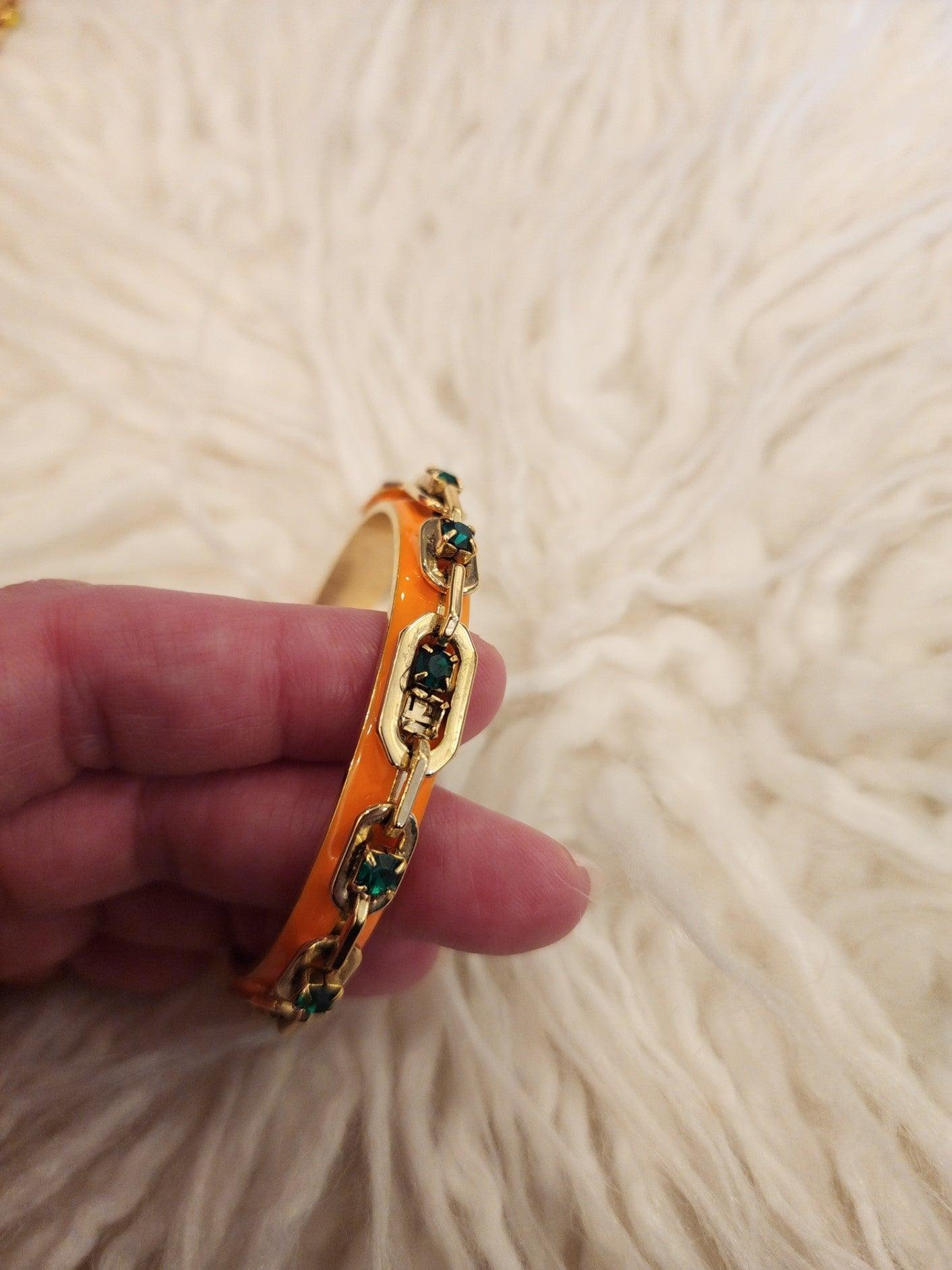 Hillary Cuff - Lomie's